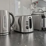 Lägenhet Light-filled Retreat With Balcony In By Hostwise Portimão